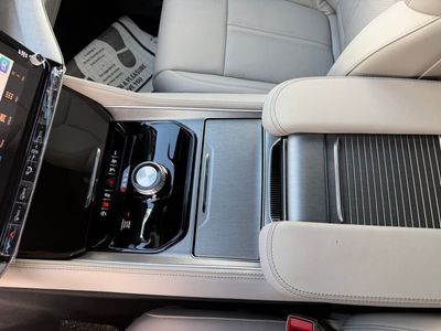 2026 Jeep Grand Wagoneer - Photo 25