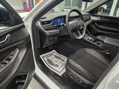 2025 Jeep Grand Cherokee L - Photo 15