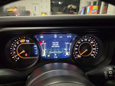 2025 Jeep Wrangler - Photo 20