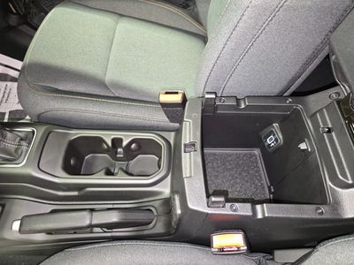 2025 Jeep Wrangler - Photo 25