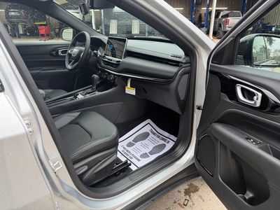 2026 Jeep Compass - Photo 27