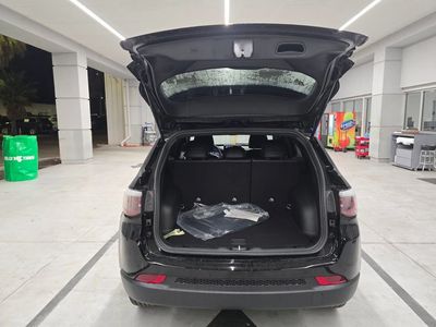 2026 Jeep Compass - Photo 32