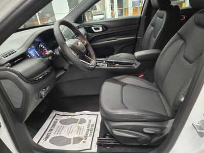 2026 Jeep Compass - Photo 16