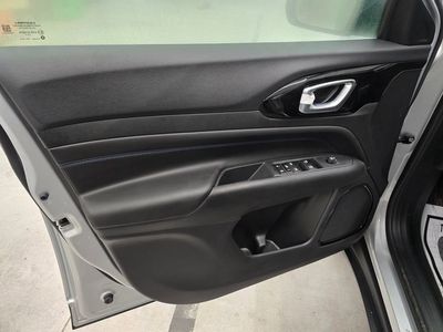 2026 Jeep Compass - Photo 13