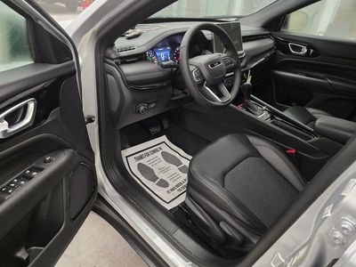 2026 Jeep Compass - Photo 15