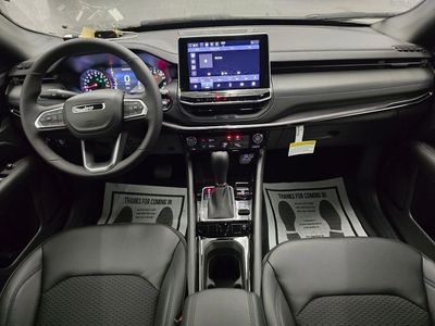 2026 Jeep Compass - Photo 32