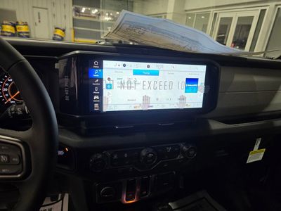 2026 Jeep Wrangler — photo 20 view