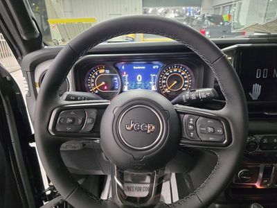 2026 Jeep Wrangler — photo 16 view