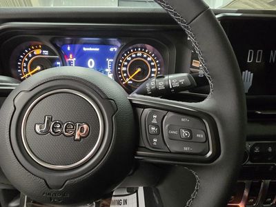 2026 Jeep Wrangler — photo 18 view