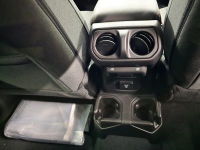 2026 Jeep Wrangler — photo 30 view