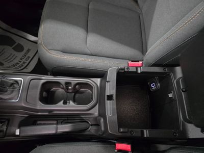 2026 Jeep Wrangler — photo 24 view