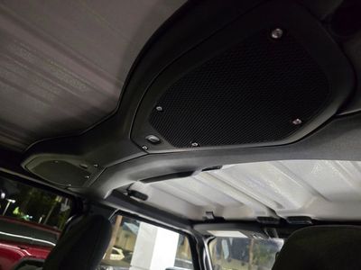 2026 Jeep Wrangler — photo 32 view