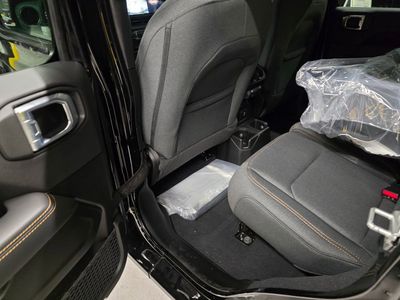 2026 Jeep Wrangler — photo 26 view