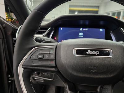 2025 Jeep Grand Cherokee - Photo 17