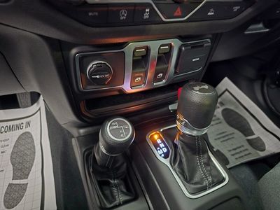 2026 Jeep Wrangler — photo 25 view