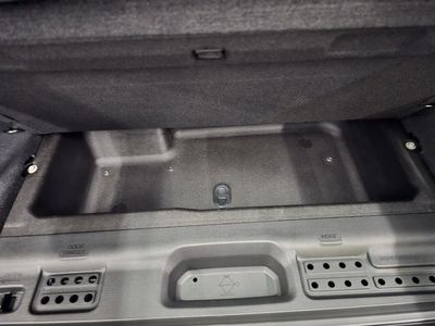2026 Jeep Wrangler — photo 32 view