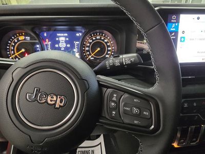 2026 Jeep Wrangler — photo 18 view
