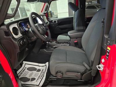 2026 Jeep Wrangler — photo 15 view