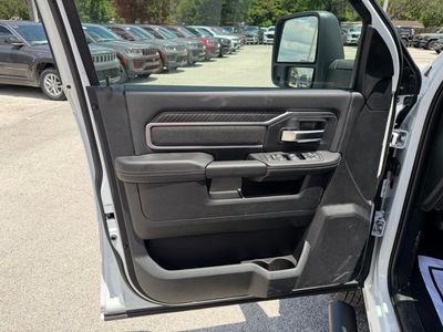 2026 Ram 3500 - Photo 16