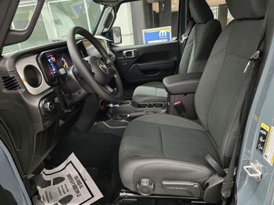 2026 Jeep Wrangler — photo 15 view