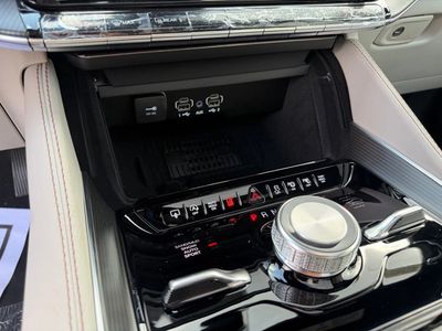2026 Jeep Grand Wagoneer - Photo 29