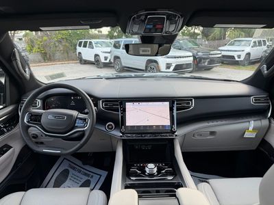 2026 Jeep Grand Wagoneer - Photo 40