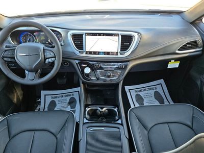 2026 Chrysler Pacifica - Photo 34