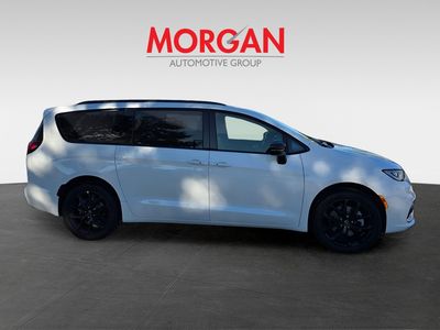 2026 Chrysler Pacifica - Photo 7