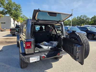 2025 Jeep Wrangler - Photo 36