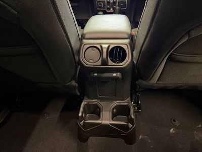2026 Jeep Wrangler — photo 30 view