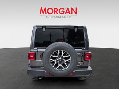 2025 Jeep Wrangler - Photo 5