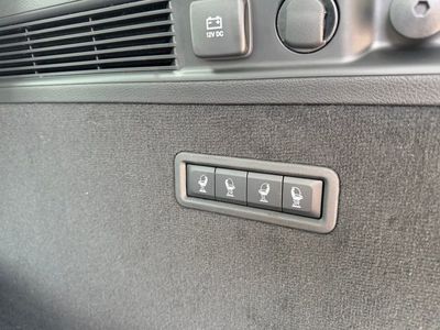 2026 Jeep Grand Wagoneer - Photo 47