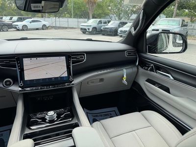 2026 Jeep Grand Wagoneer - Photo 42