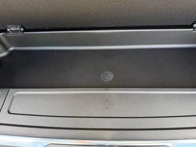 2026 Jeep Grand Wagoneer - Photo 46