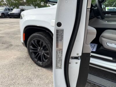 2026 Jeep Grand Wagoneer - Photo 15