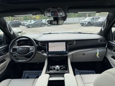 2026 Jeep Grand Wagoneer - Photo 40
