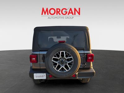 2025 Jeep Wrangler - Photo 5