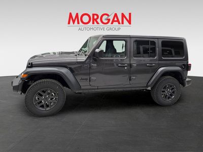 2025 Jeep Wrangler - Photo 3