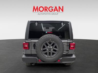 2025 Jeep Wrangler - Photo 5