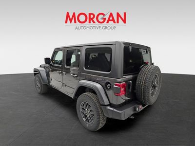2025 Jeep Wrangler - Photo 4