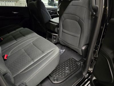 2026 Ram 1500 — photo 36 view
