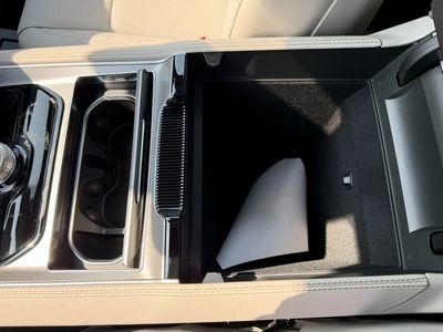 2026 Jeep Grand Wagoneer - Photo 27