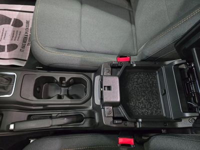 2026 Jeep Wrangler - Photo 23
