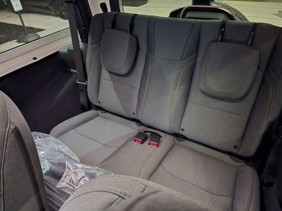 2026 Jeep Wrangler - Photo 26
