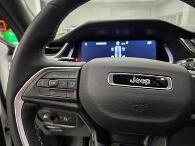 2025 Jeep Grand Cherokee - Photo 17