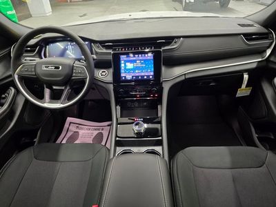 2025 Jeep Grand Cherokee - Photo 32