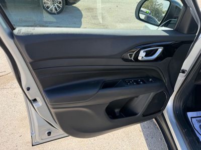2026 Jeep Compass - Photo 12