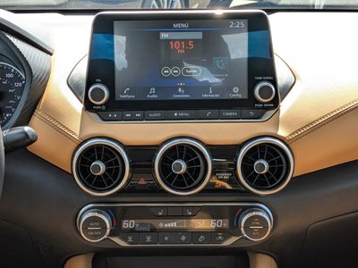 2021 Nissan Sentra - Photo 16