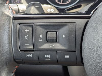 2023 Nissan Pathfinder - Photo 25