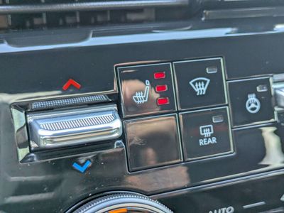 2025 Nissan Armada - Photo 23